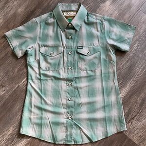 Dixxon short sleeve button up shirt in size Small.